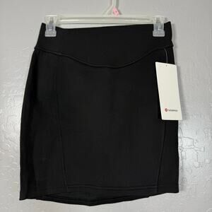 Lululemon Scuba HR Mini Skirt, Black, XS